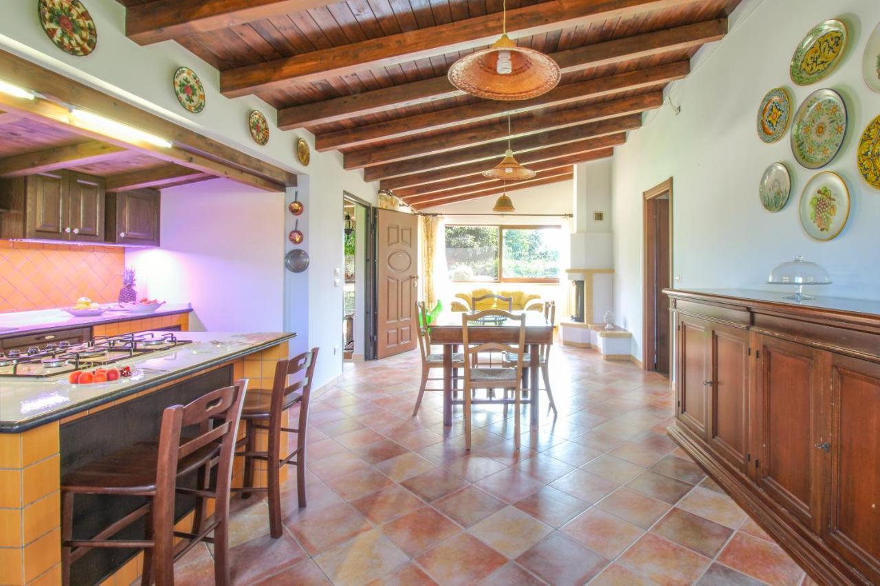Villa La Casa Di Lina - Capo D'Orlando, Casa Con Ampio Giardino Exterior foto